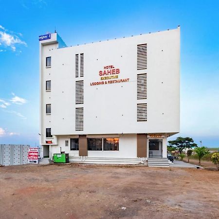 Hotel Saheb Kolhapur Ngoại thất bức ảnh
